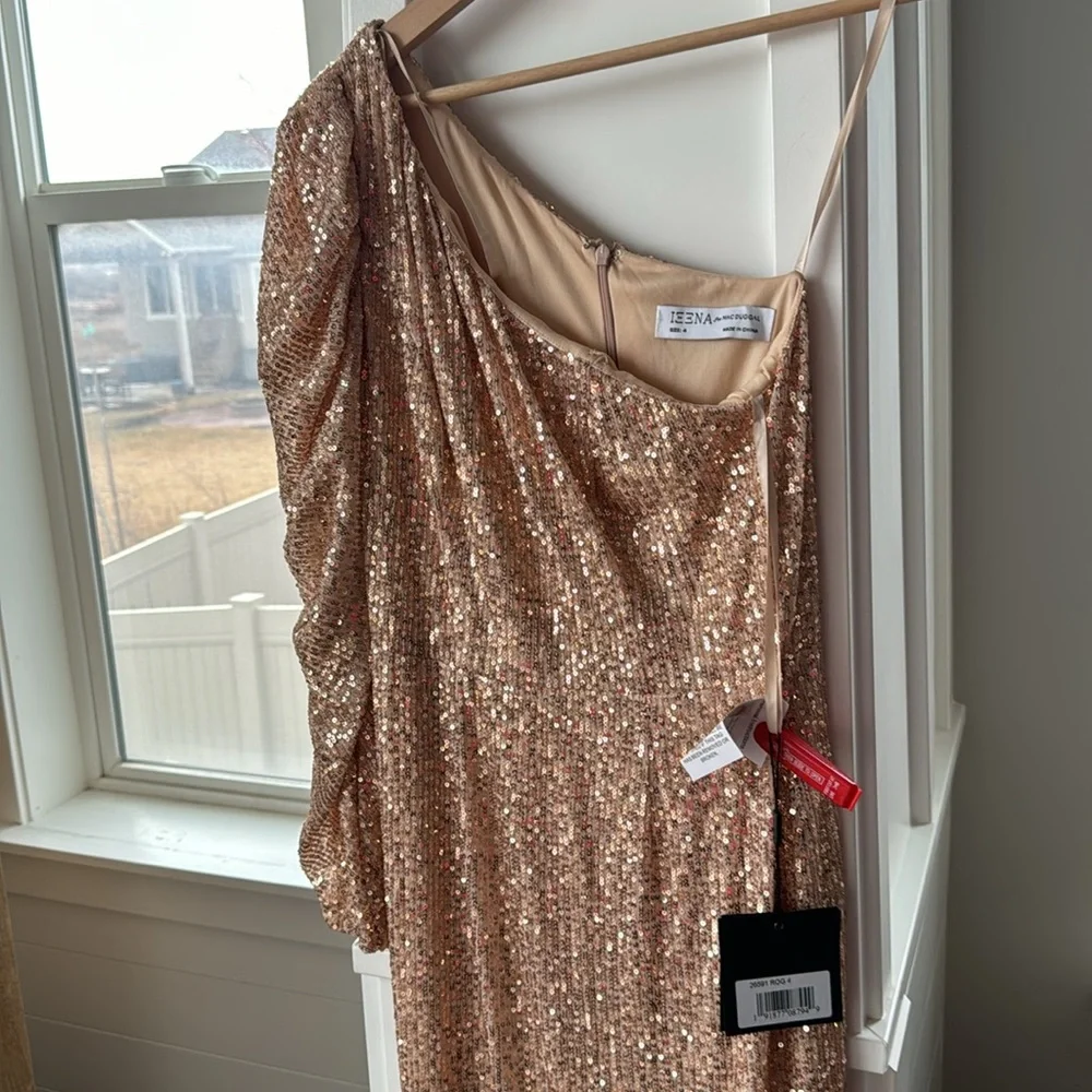 Mac Duggal Rose Gold Sequin One Shoulder Gown NWT